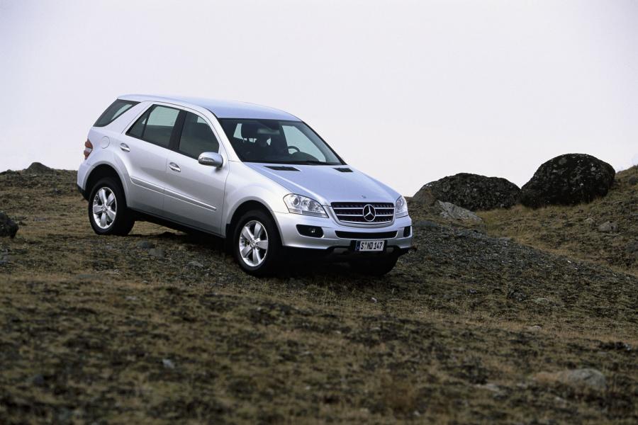  Mercedes-Benz ML-Class 2006 года  (фото 88 из 400)